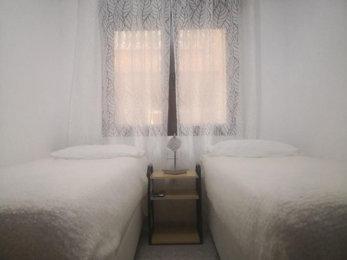 Apartment To Rent In Costa Blanca Torrevieja Exterior foto