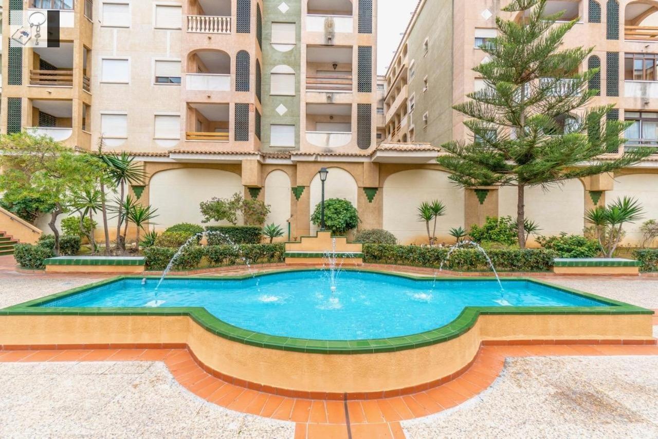 Apartment To Rent In Costa Blanca Torrevieja Exterior foto